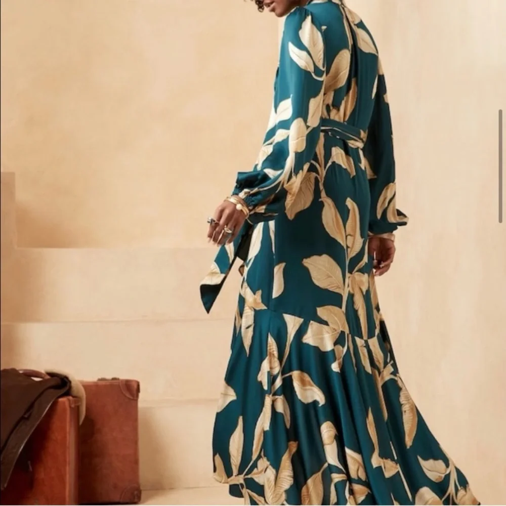 SEEKING Banana Republic Long Sleeve Maxi Wrap Dress XXL (NOT FOR SALE) - Picture 2 of 8